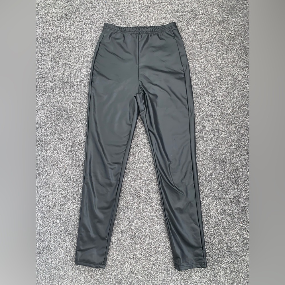 Faux leather leggings XS